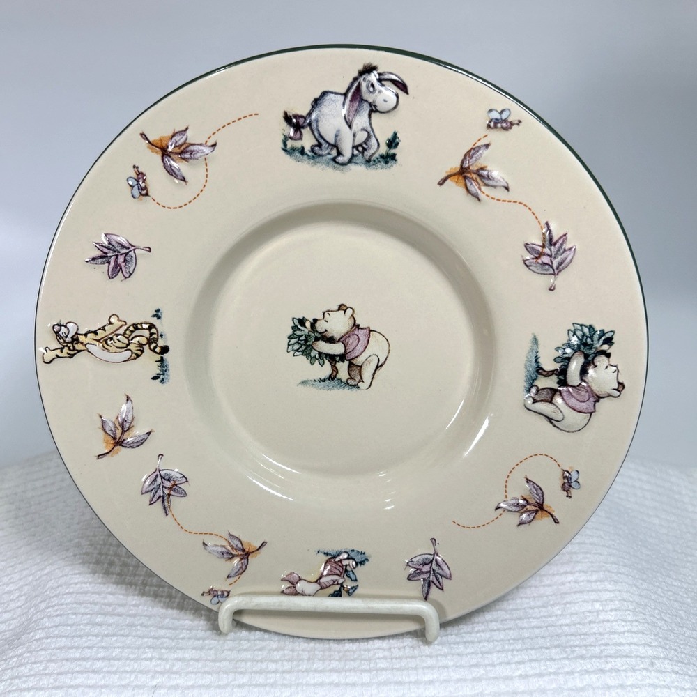 Walt Disney World Winnie The Pooh Works AA Milne EH Shepard Embossed 3D Plate 8"